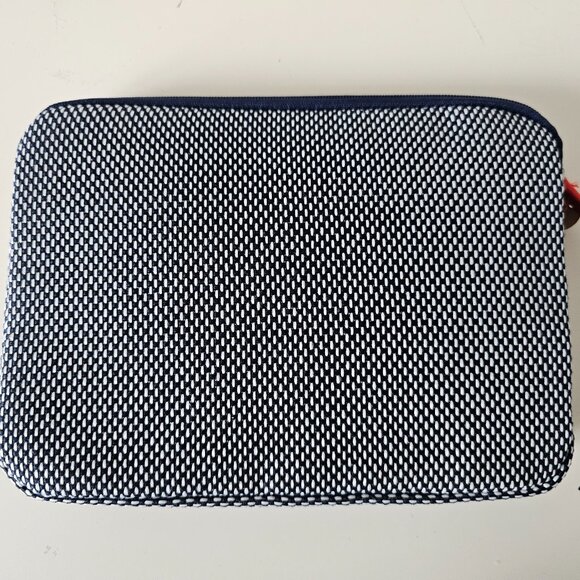 New Air France Business Class Travel Amenity Kit Pouch Grey - Picture 9 of 9